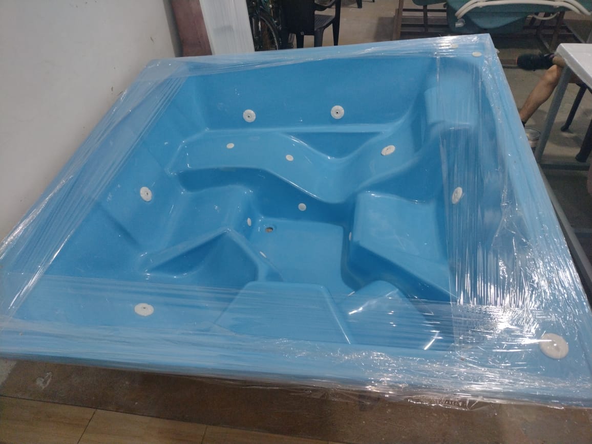 Jacuzzi Nautilus